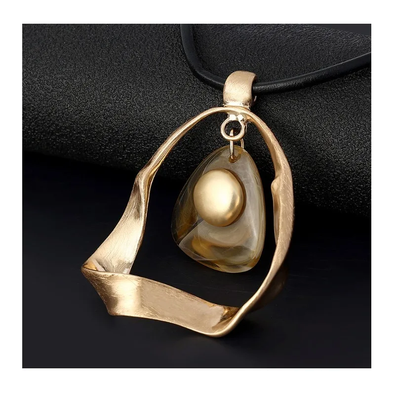 

Foreign Trade Explosion Women's Metal Resin Long Irregular Jewelry Retro Simple Pendant Sweater Chain
