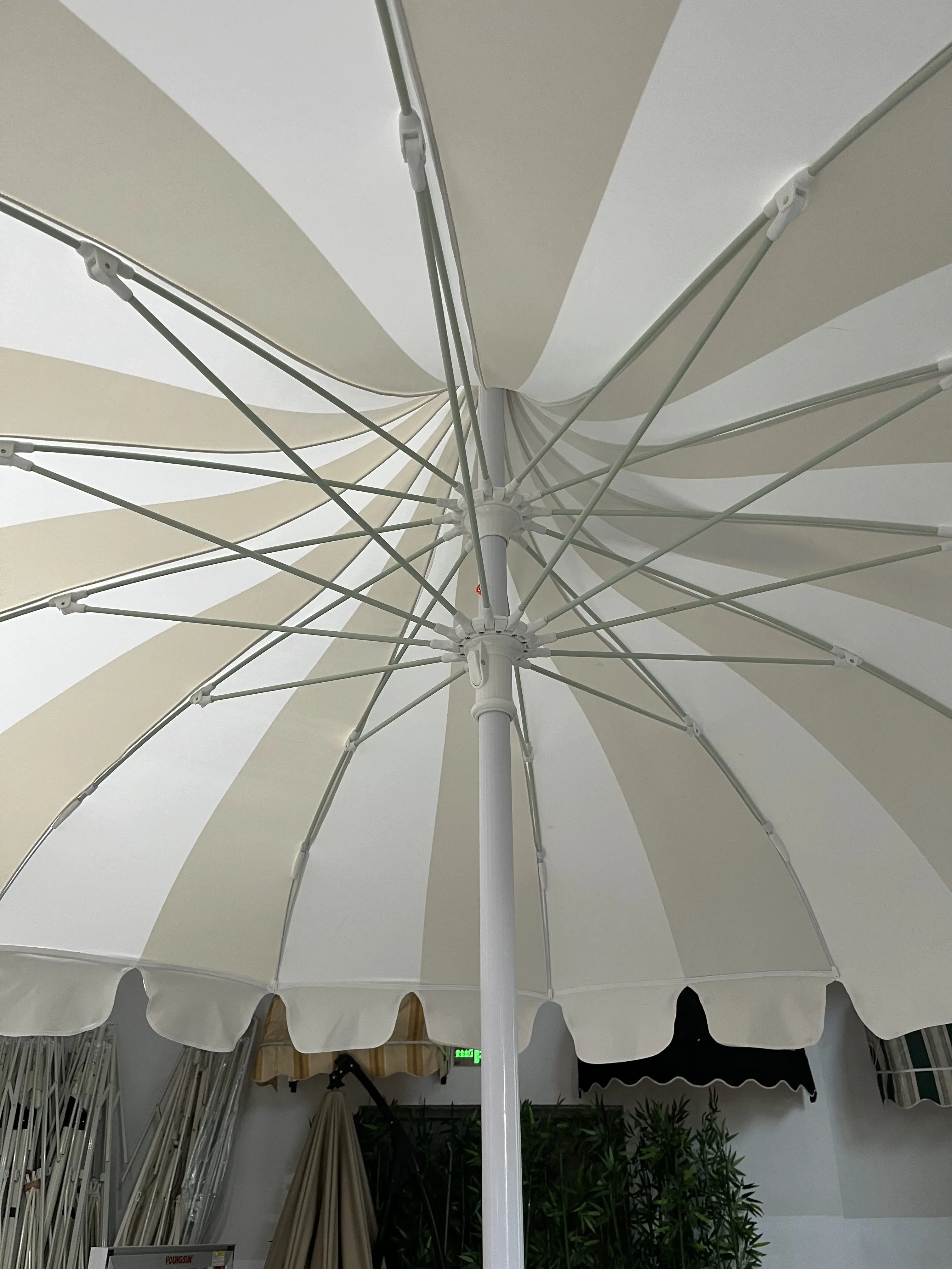 Luxury Vintage Small Large Fiberglass Umbrella Manual Control Straight Pattern Beach Patio Pagoda Tassels Courtyard Hotels Parks