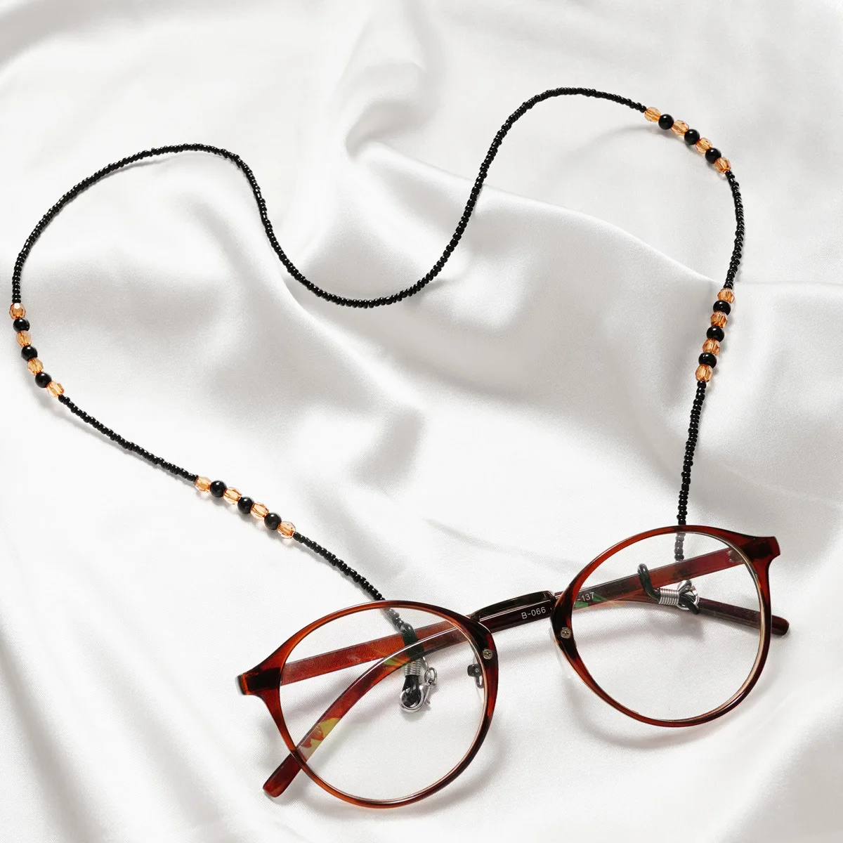 Sunglasses Masking Chains For Women Acrylic Pearl Crystal Eyeglasses Chains Glass Lanyard New Fashion Jewelry Wholesale