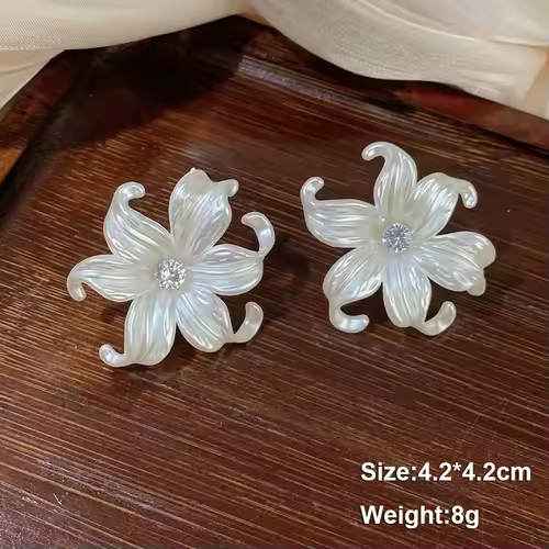 Pure White Women's Dangle Earrings Blooming Flower Acrylic Enamel Butterfly Imitation Pearl Heart Hanging Earrings Elegant brinc - Image 9