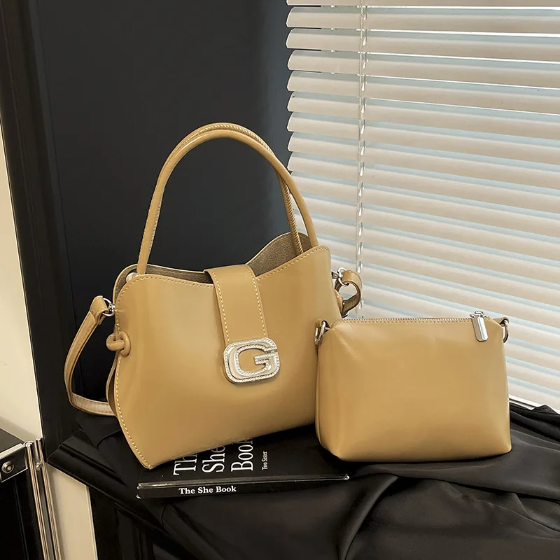 

​​Mommy Organizer Bucket Tote Women Detachable Mini Purse Premium Canvas Distressed Texture Park Playdate System​​