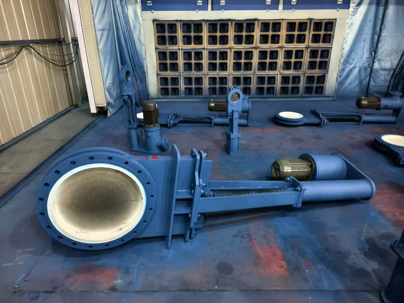 Ceramic lining, hydraulic knife gate valve, ductile iron