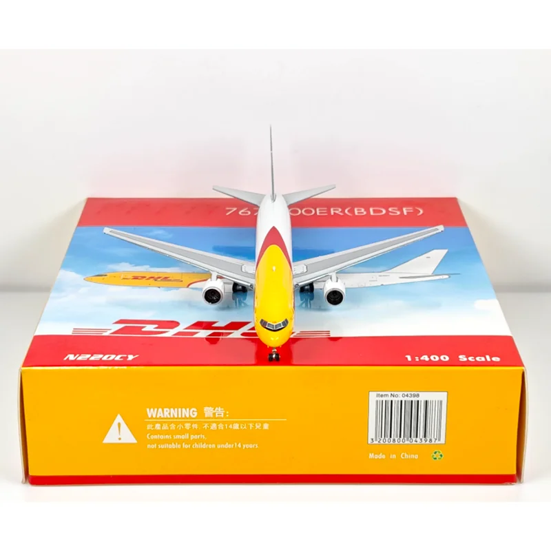 Phoenix 1/400 Scale DHL Express B767-300F N220CY Die-cast Alloy Aircraft Model Collectible Decorative ornament