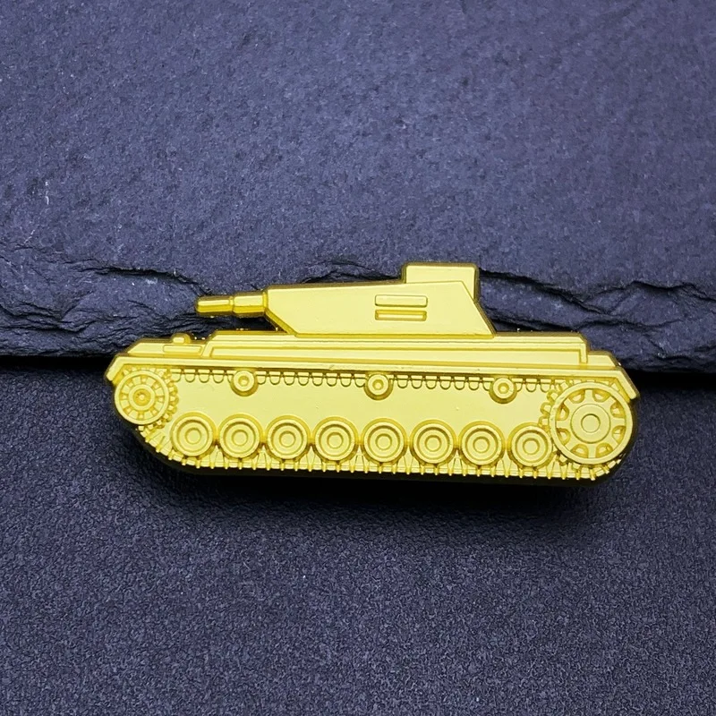 

Tiger Tank Badge Metal Brooch Creative Brooch Accessories