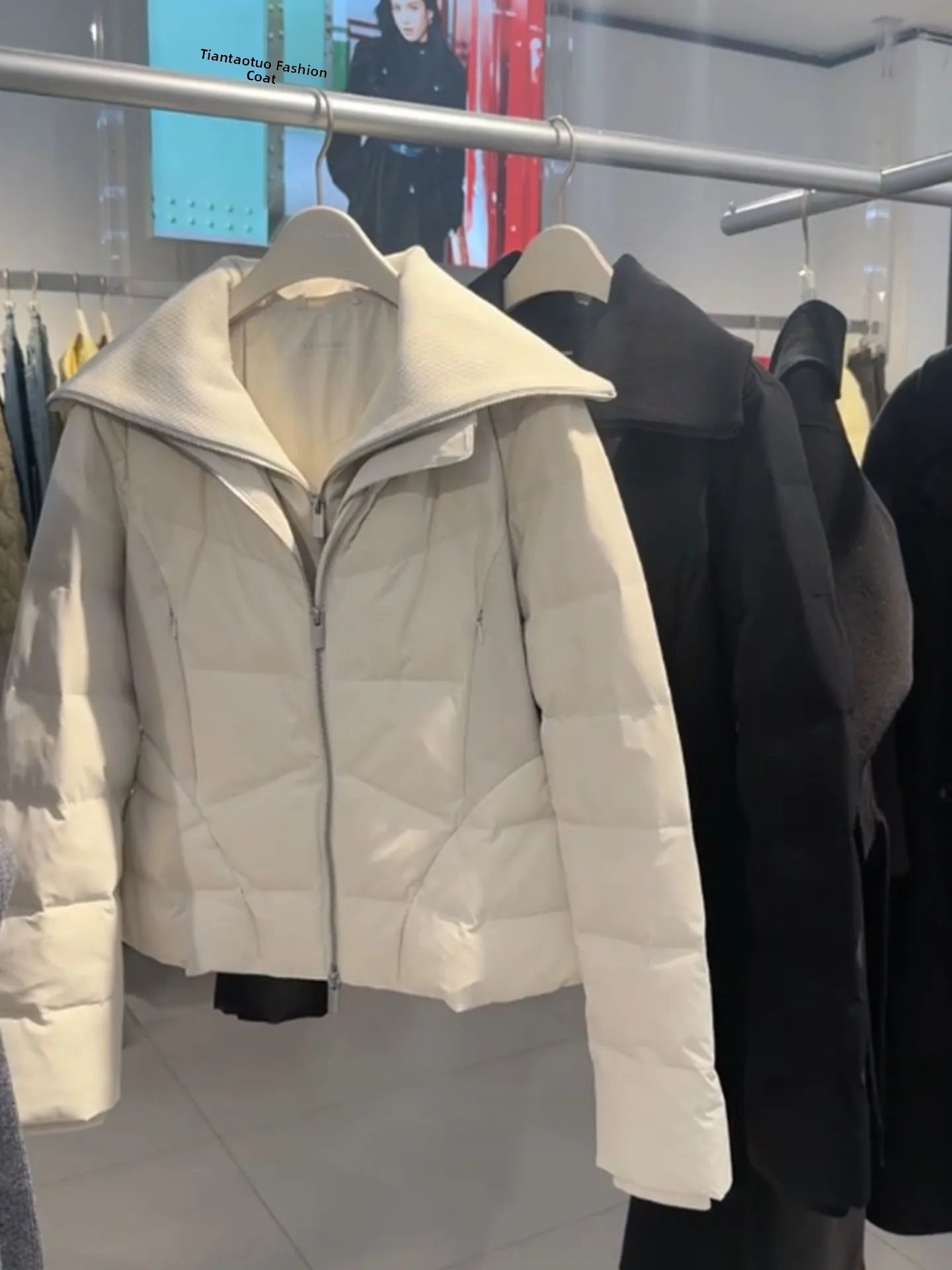 エレオル パファージャケット レディース スリムフィット ウエストシェイプ スタンドカラー ダウンコート 冬新作 スタイリッシュ 通勤 ファッション ポリエステル...