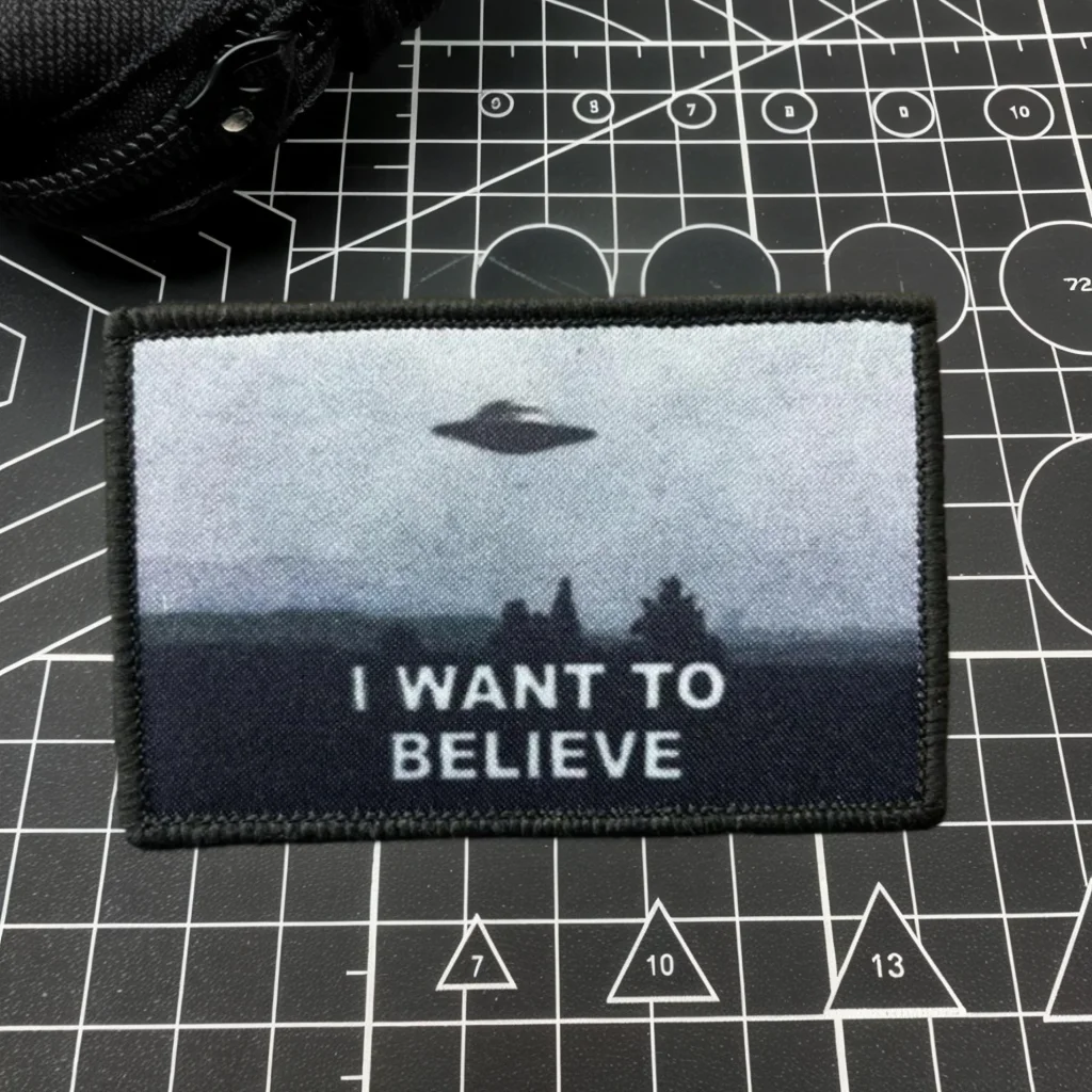 

I Want To Believe Tactical Patch Hook&Loop Military Area UFO Airship Morale Badge Armband Cloth Backpack Sticker
