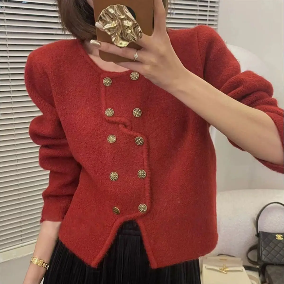 Gagarich Fashion Red Sweater Cardigan Women Autumn Winter Short Style French High-end Round Neck Knitted Sweater Top