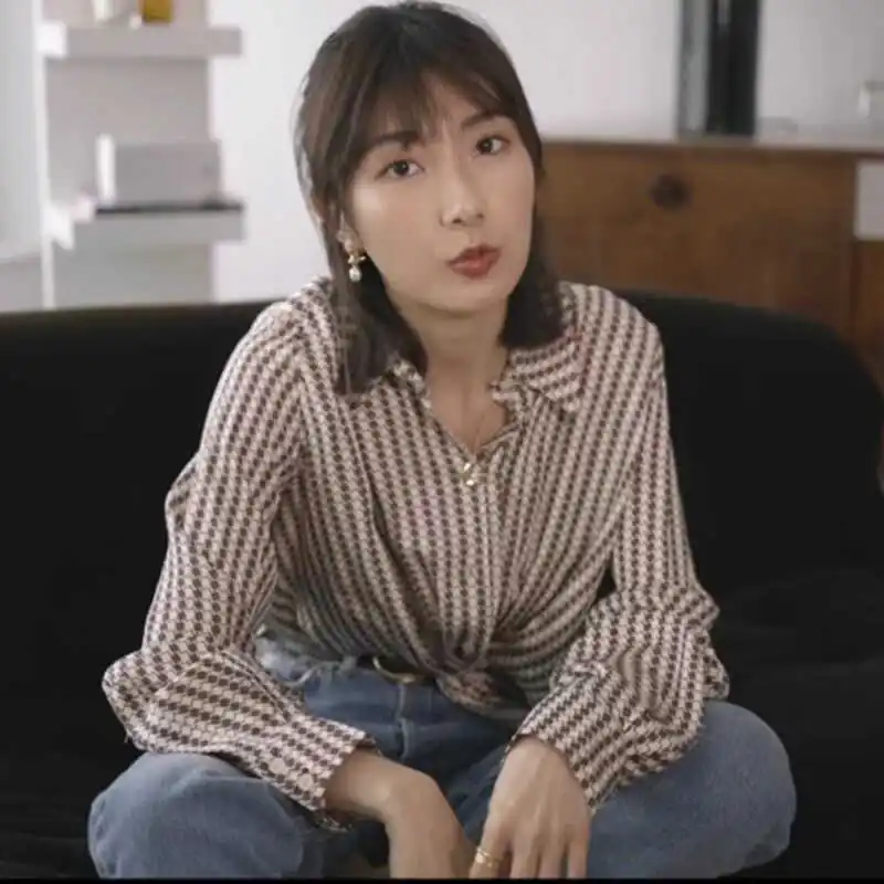 

Fashionable British Retro Geometric Plaid Print Knot Loose Long Sleeve Shirt for Bloggers Straight Cut Commute Style Polyeste...