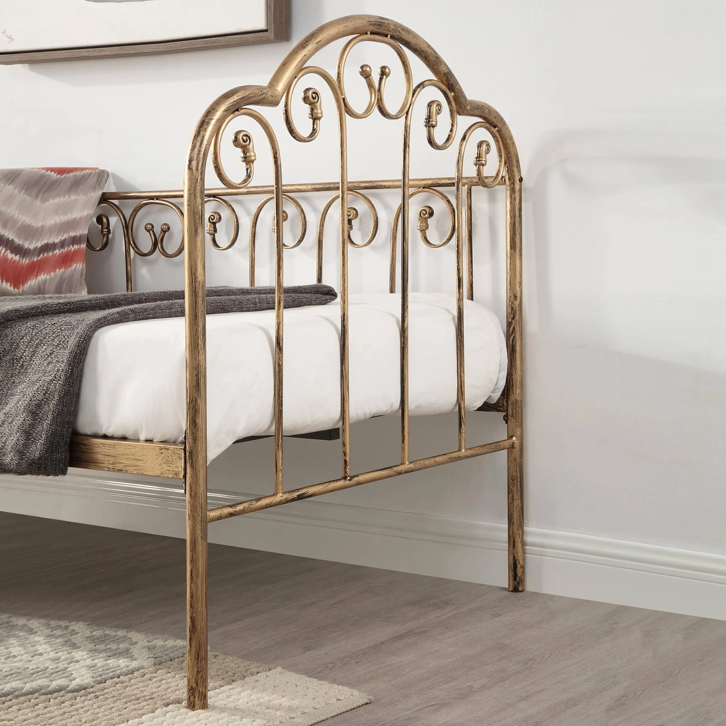Metal Daybed with Pull Out Trundle Space Saving Guest Bed No Tools Needed for Assemblypromote sales
