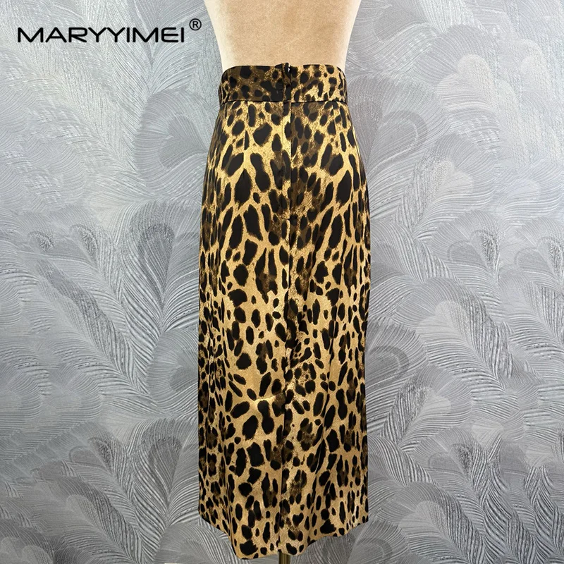 MARYYIMEI Casual Leopard Print Silk Skirt Waist Cover Hip Skirt 2026 Autumn Fashion Women's New Style