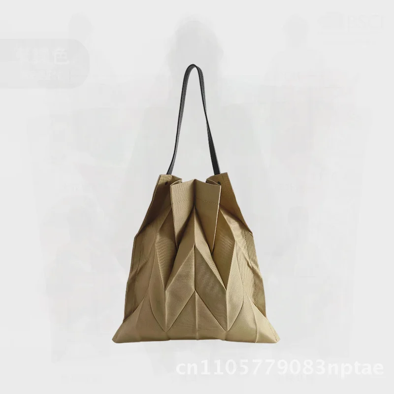2024 Pleated Diamond Plaid Shoulder Bag Lightweight Folding Canvas Urban Minimalist Gray White Yellow Red Green Casual Handbag