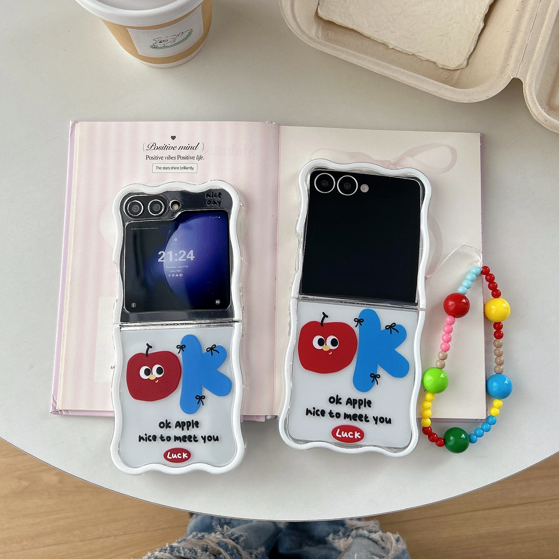 

Back Cover For Samsung Galaxy Z Flip 7 6 5 4 3 Case OK Bowknot Bracelet Wristband Chain Soft Tpu Shockproof Phone Case