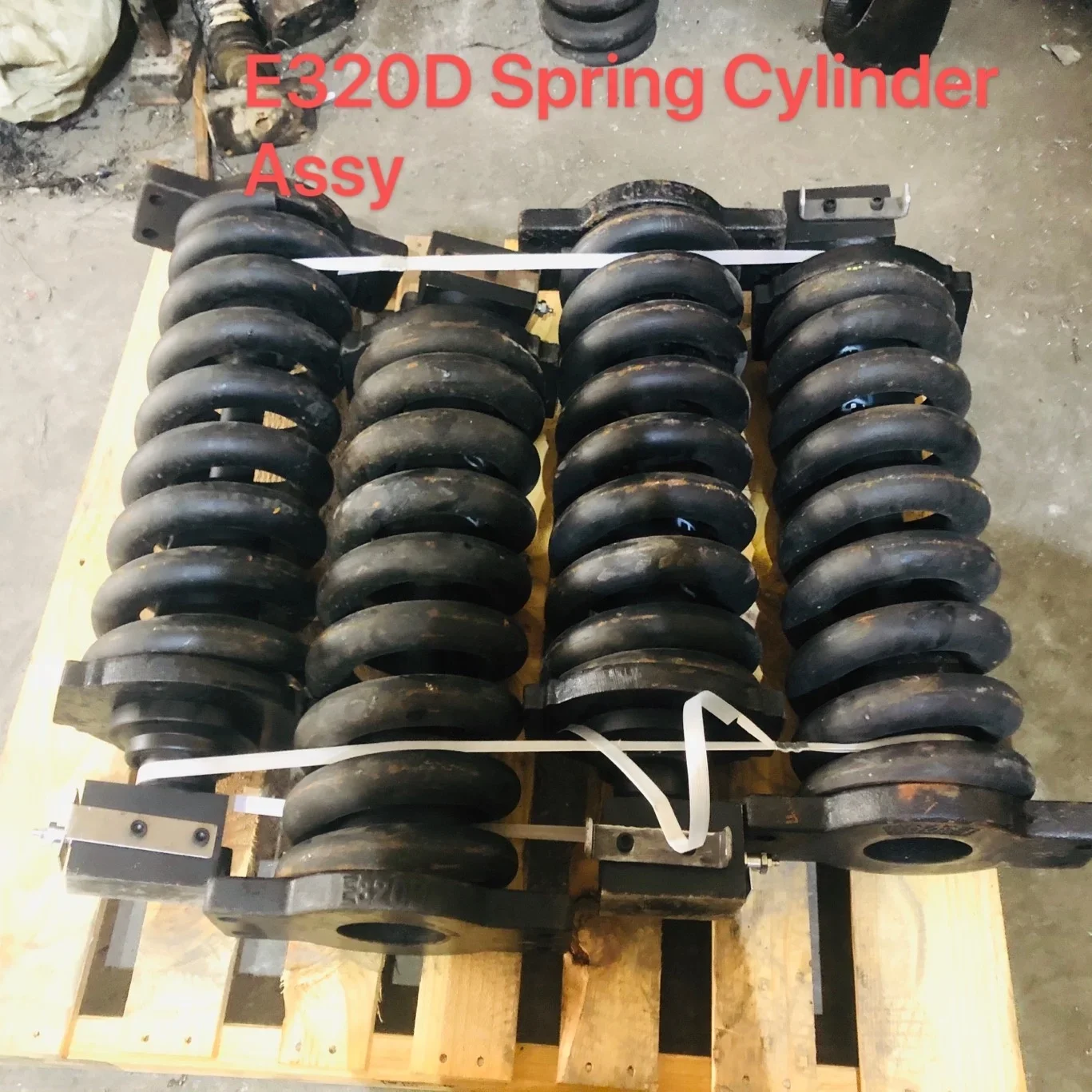 CAT 320 Recoil Spring /Track Adjust /Tension Cylinder Assay for Excavator Spare Parts