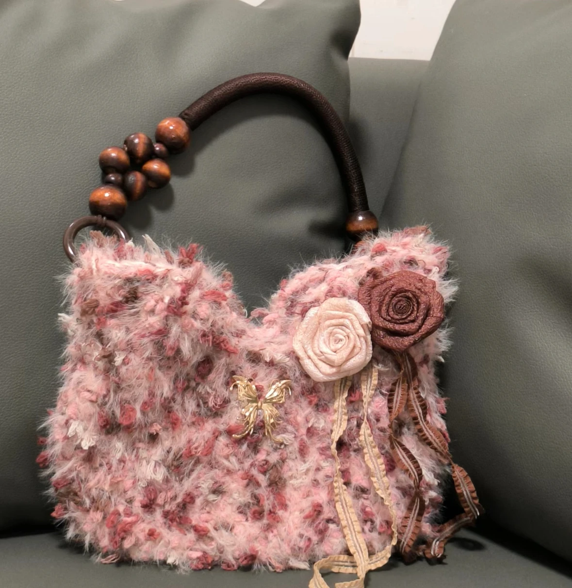 

Plush Bead Butterfly Shoulder Bags for Women Autumn Winter Handbag New Rose Underarm Bag