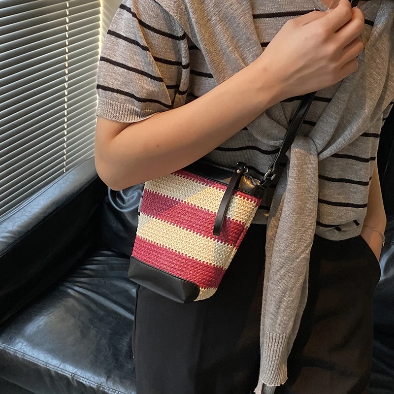 

Stylish High-End Luxury Leather Bag With Commuter Function And Vintage Charm For Everyday Use