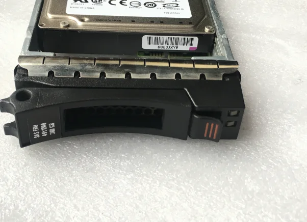 

Для жесткого диска сервера 49Y1840 49Y1839 300G 10K SAS 2,5 DS3524