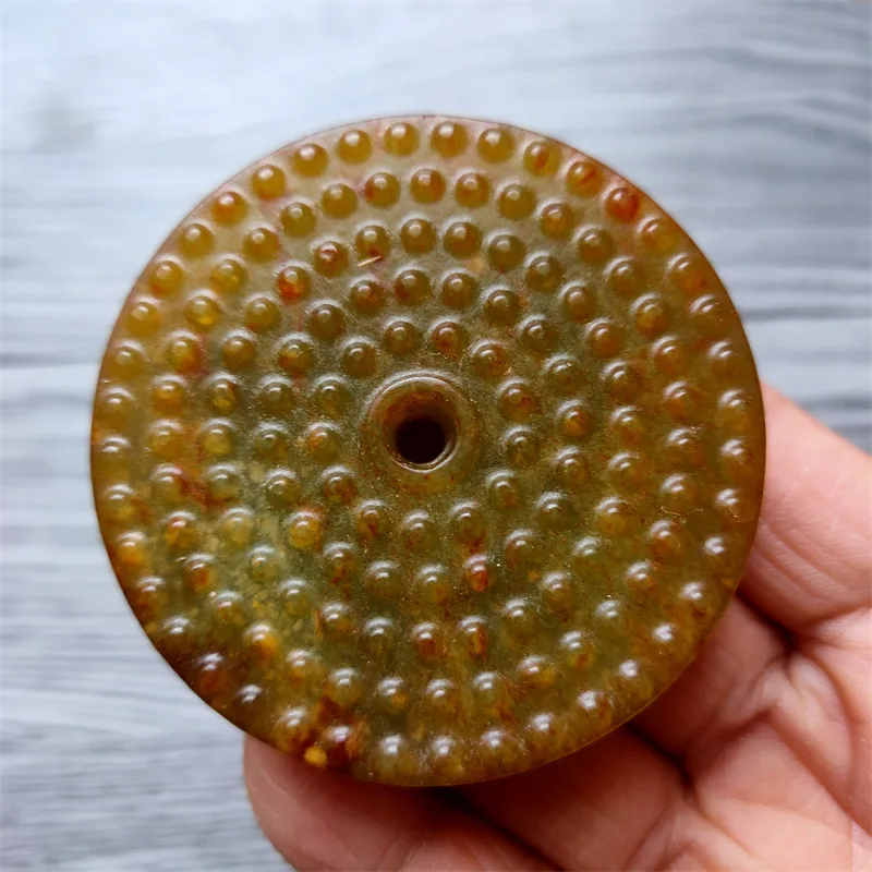 

Natural Stone Vintage Craft Xiu Jade Carving Milk Nail Pattern Jade Pendant Retro Jade Pendant Natural