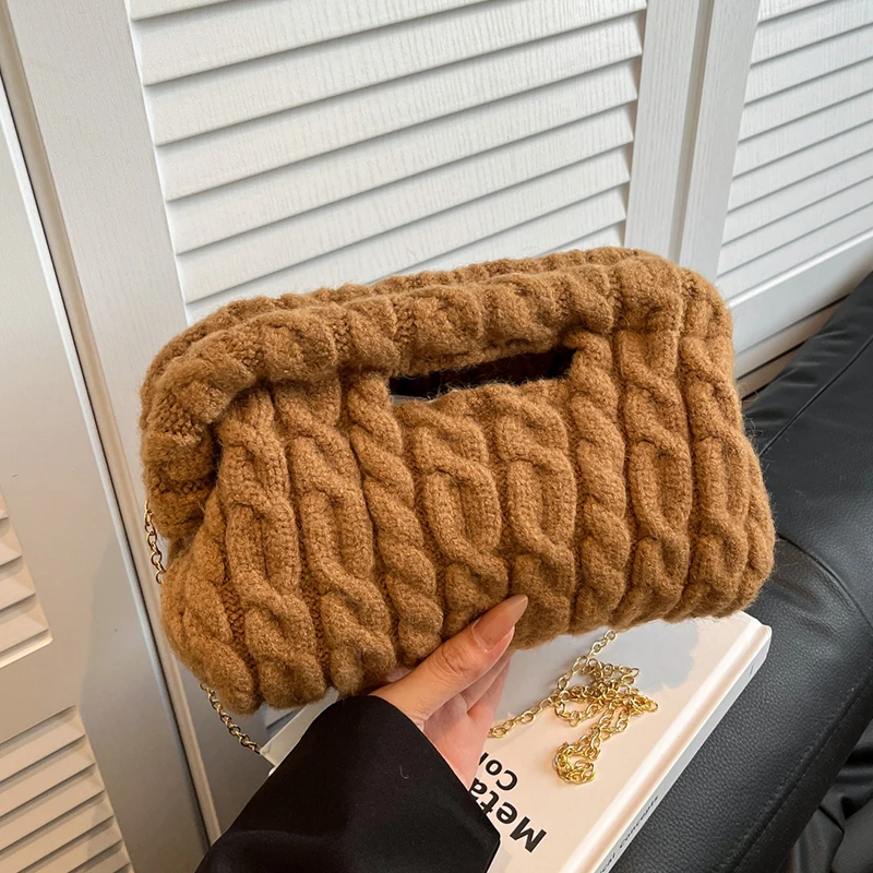 

Khaki knitting wool Handbag Winter Bag Fashion Handmade Woven Handbag Crochet Clutch Bag Lady Trend Chain Shoulder Bag Hobo