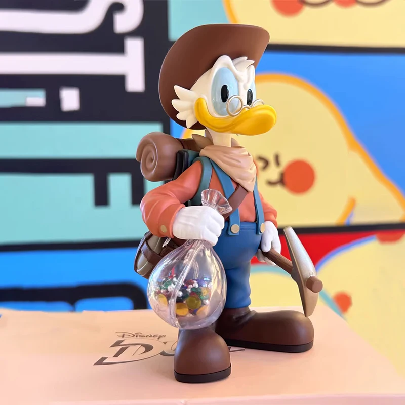 Disponibile Genuino Morstorm Disney Figura Cartoon Explorer Scrooge Mcduck Action Figurine Anime Modello Bambola Giocattolo Ornamento Regalo