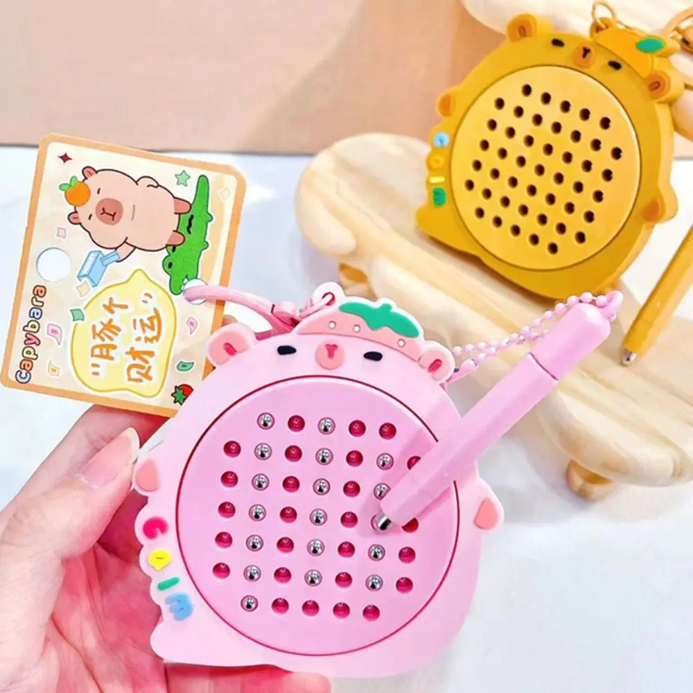 Capivara prancheta magnética chaveiro relaxante saco de brinquedo ornamento mini engraçado chaveiro pré-escolar com caneta magnética