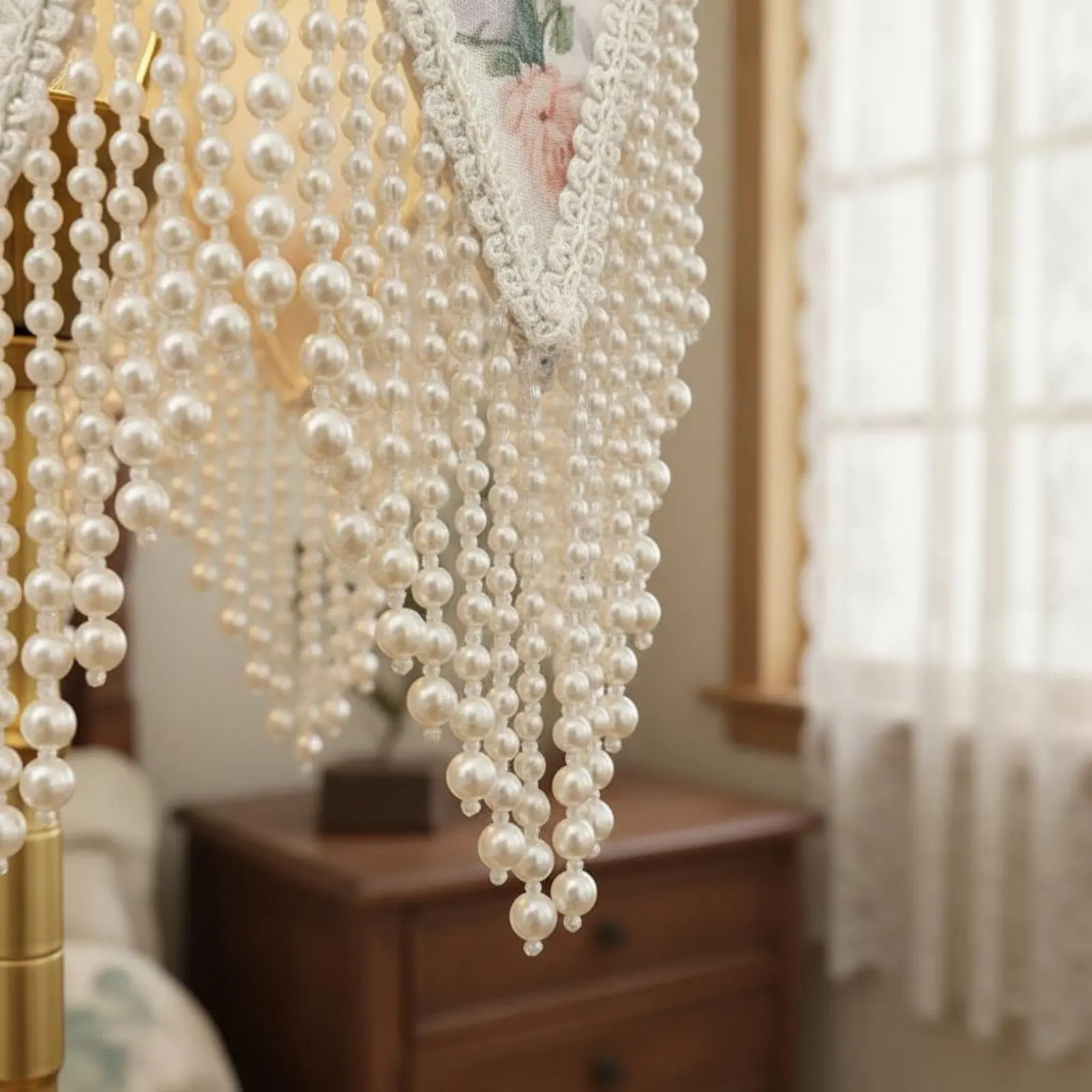 French Retro Table Lamp Soft Vision-Comforting Shine Beaded Tassel Lamp Ornate Brass Base Refined Gift Suggestion