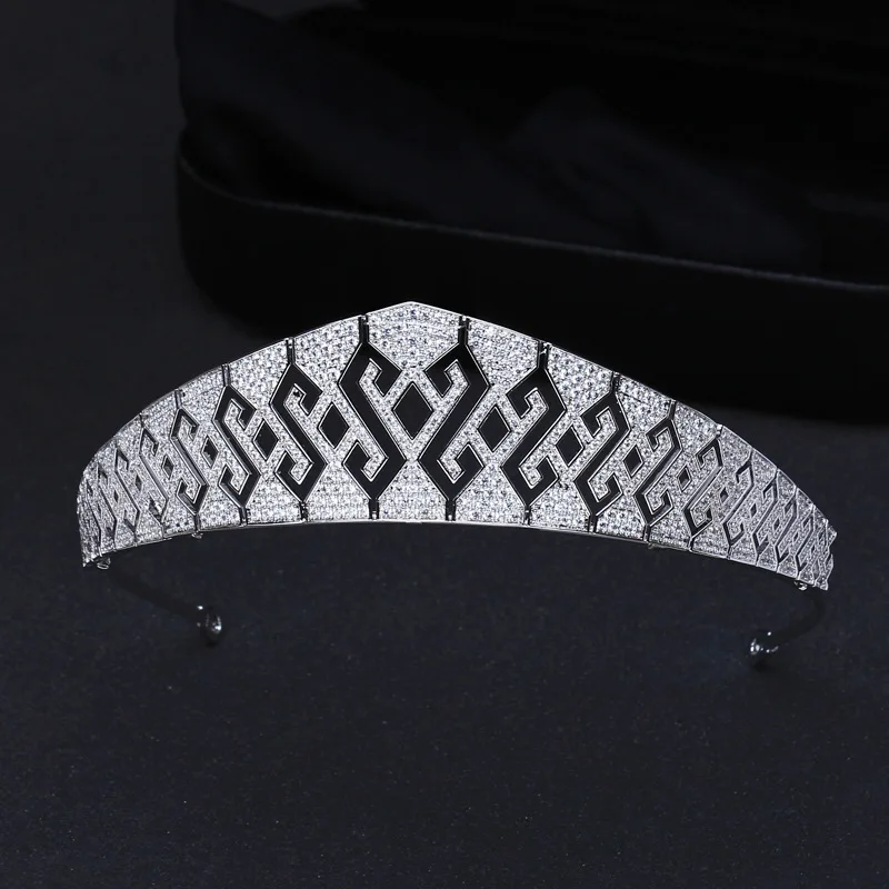 

New Personalized Retro Dazzling Royal Crown Female Sliver color Tiara Dress Jewellery Fits Dubai Wedding Ball Holiday Gift H-40