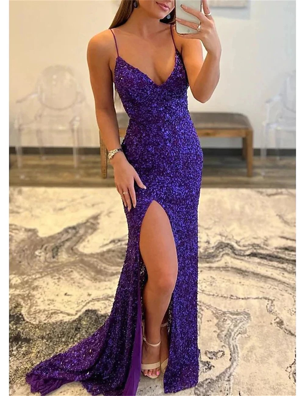 

Mermaid/Trumpet Prom Dress Sexy Formal Sweep Train Sleeveless V-Neck Sequined Backless with Sequin Slit Evening Party Gowns 2024