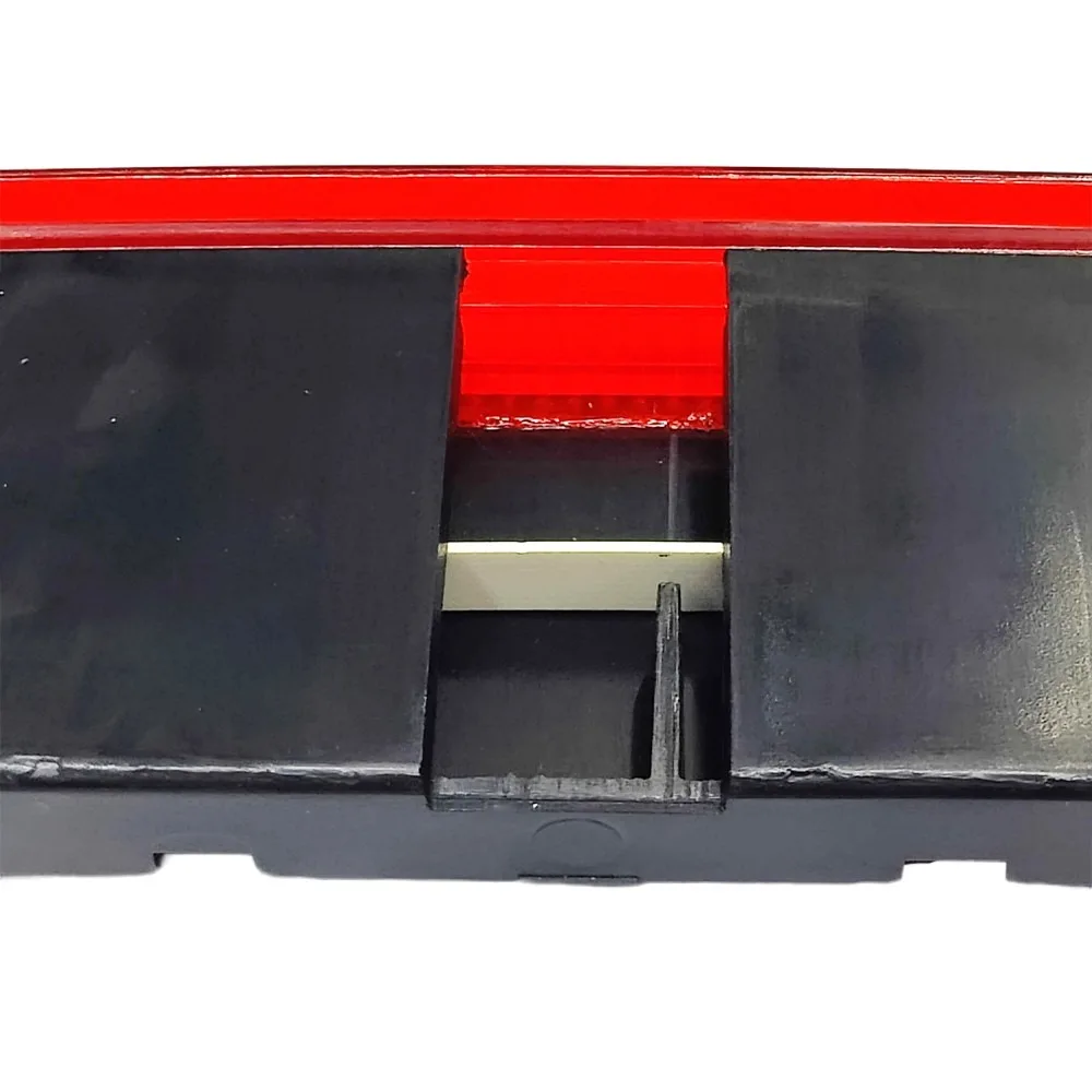

LED Third Brake Light 12V for BMW 1 Series M 128i 135i 2008-2013 E82 E87 E88 High Mount Signal Lamp 63257164978