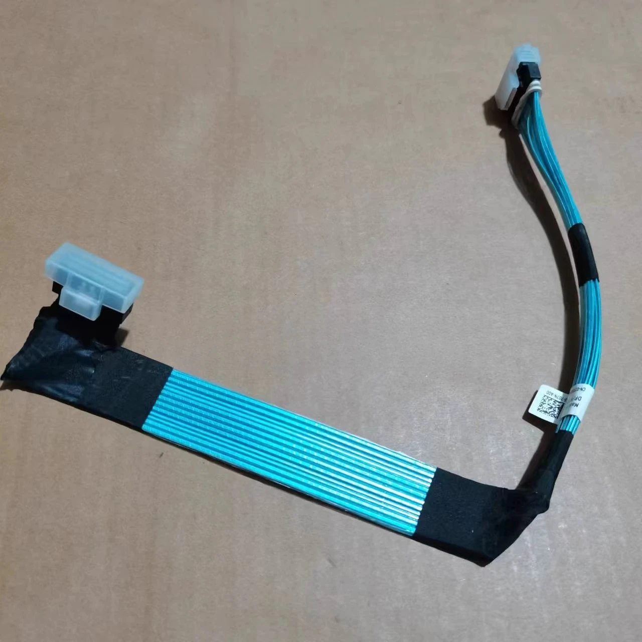 

Новый сервер R6525 PCIE 8 9, кабель для передачи данных X10, положение диска 2TG6X