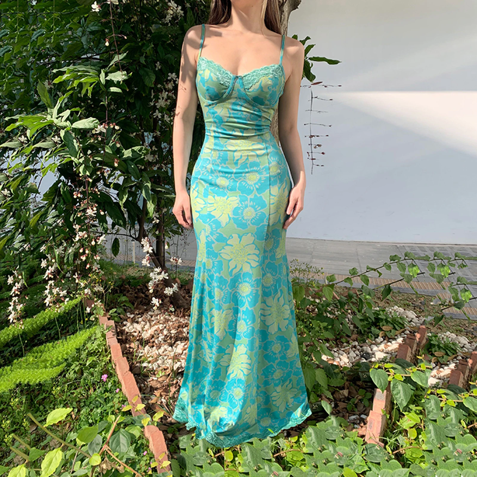 Vrouwen Kanten Bloemen Spaghetti Jurk Slanke Sweetheart Hals Mouwloze Lange Bodycon Fishtail Jurk voor Party Club