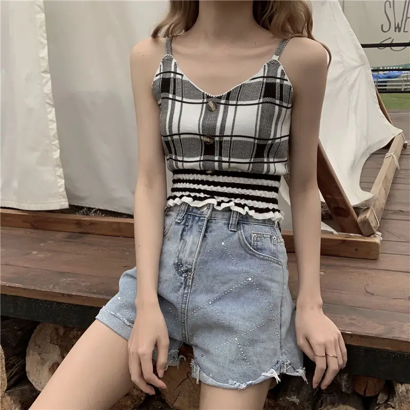 Spring Summer 2024 New Korean Fashion Buttons V-neck Camis Women Clothing All-match Pleated Elasticity Plaid Camisole Femme