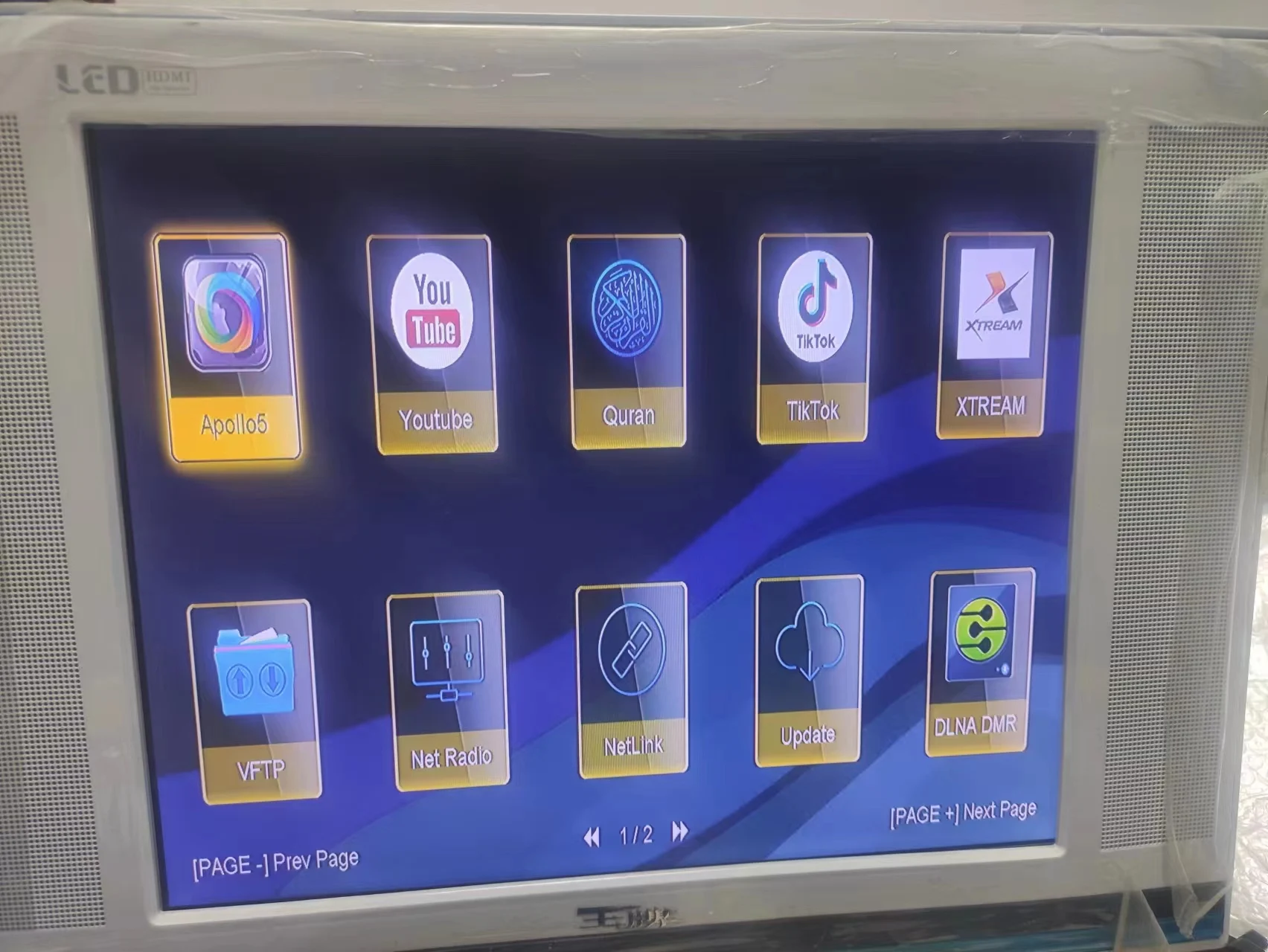 يتميز جهاز استقبال الأقمار الصناعية عالي الدقة K787 DVB-S2 مزود بفك تشفير H.265 HEVC مجهز بحر البحر إلى الأبد PowerVU Biss Apollo5 STB