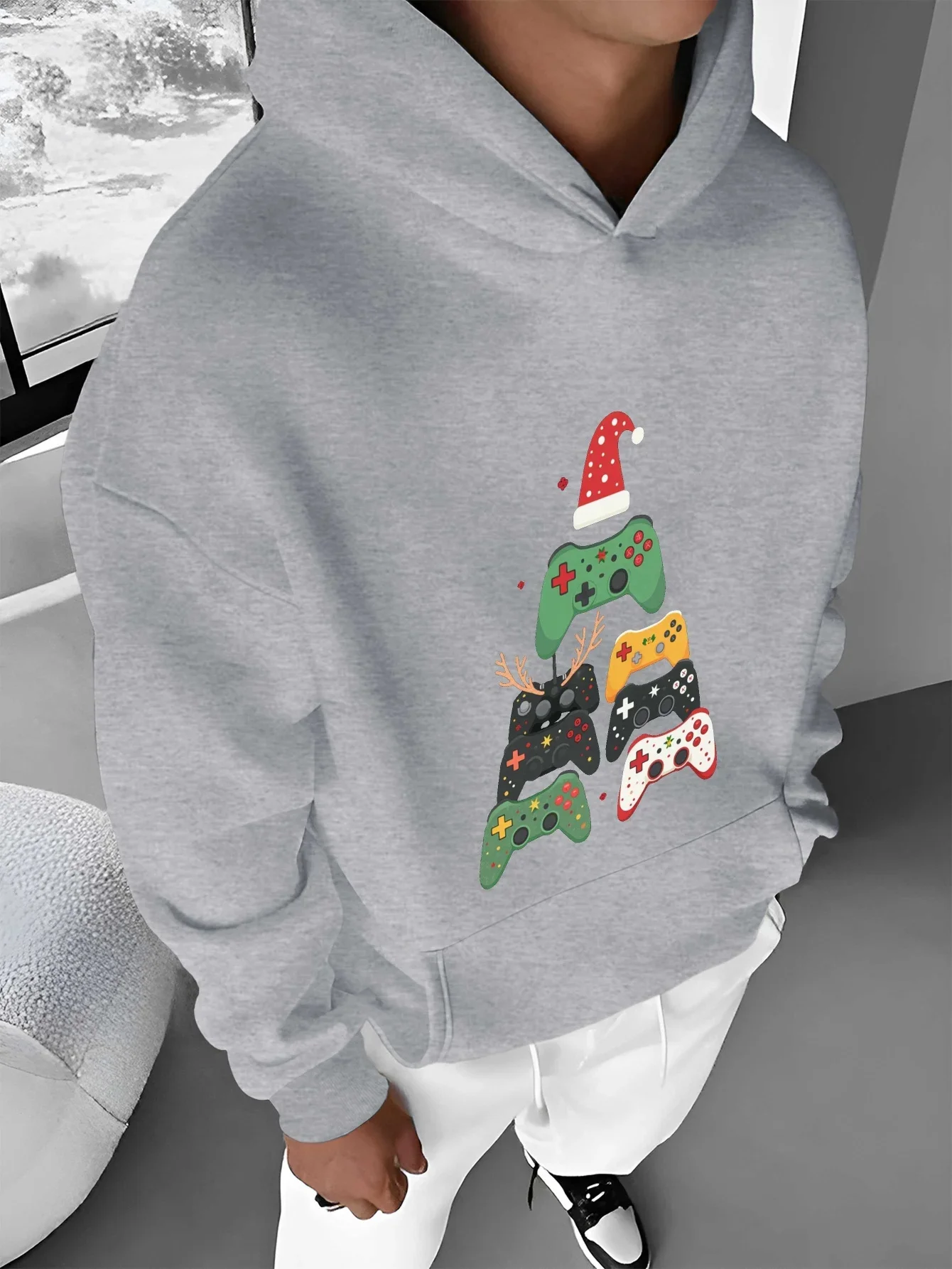 Funny Gamer Christmas Stacked‑up Gamepad Xmas Tree Santa Hat Graphic Hooded Sweatshirt Men Women Winter Casual Gaming Hoodie