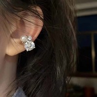 1Pcs Shiny Imitation Pearl Zircon Ear Clip For Women Punk Metal C-shaped Geometric No Piercing Ear Cuff Y2K Jewelry Gift