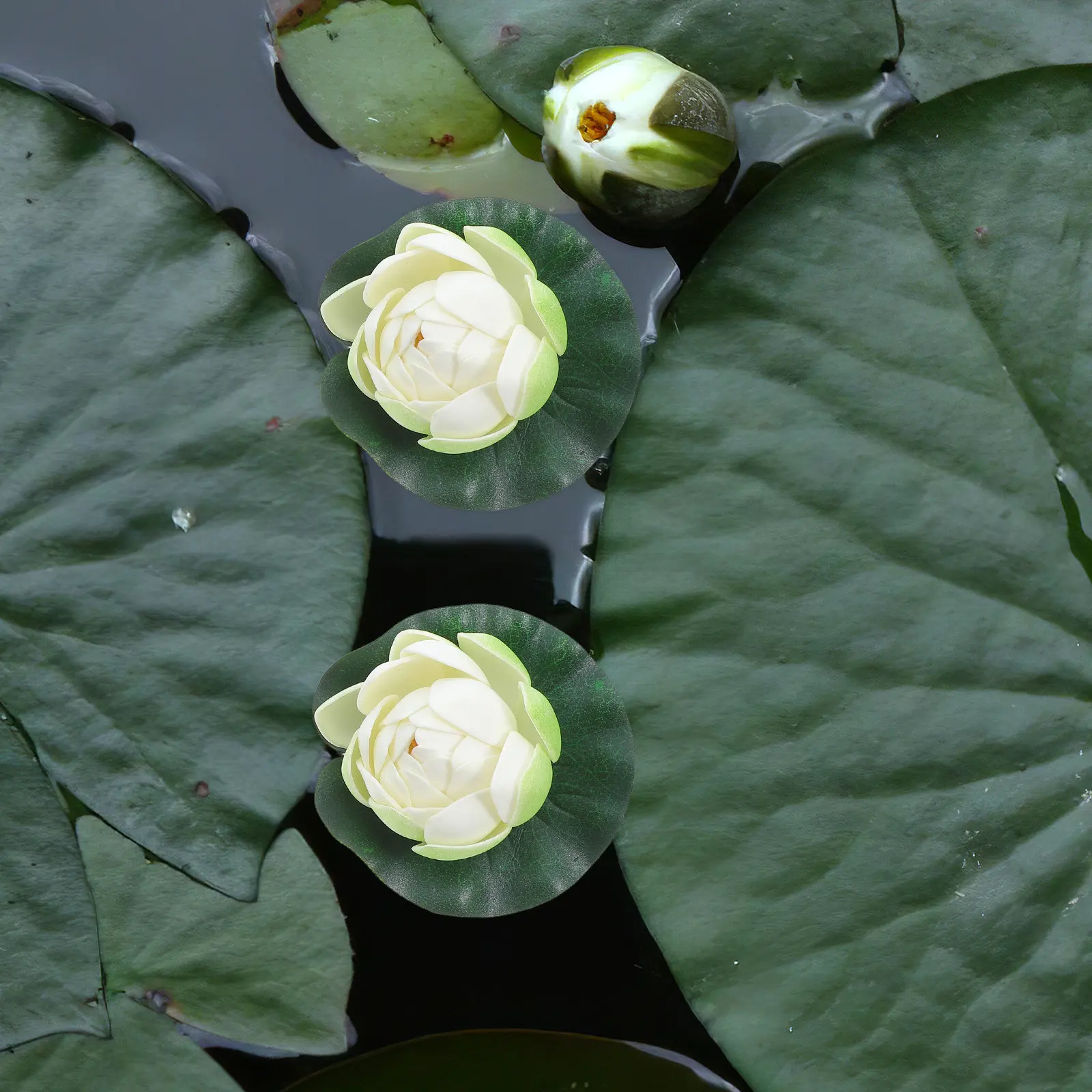 5Pcs Artificial Floating Water Lily Pads Realistic Simulation Pond Plants Decorations Aquarium Fish Tank Plastic Plants Outdoor