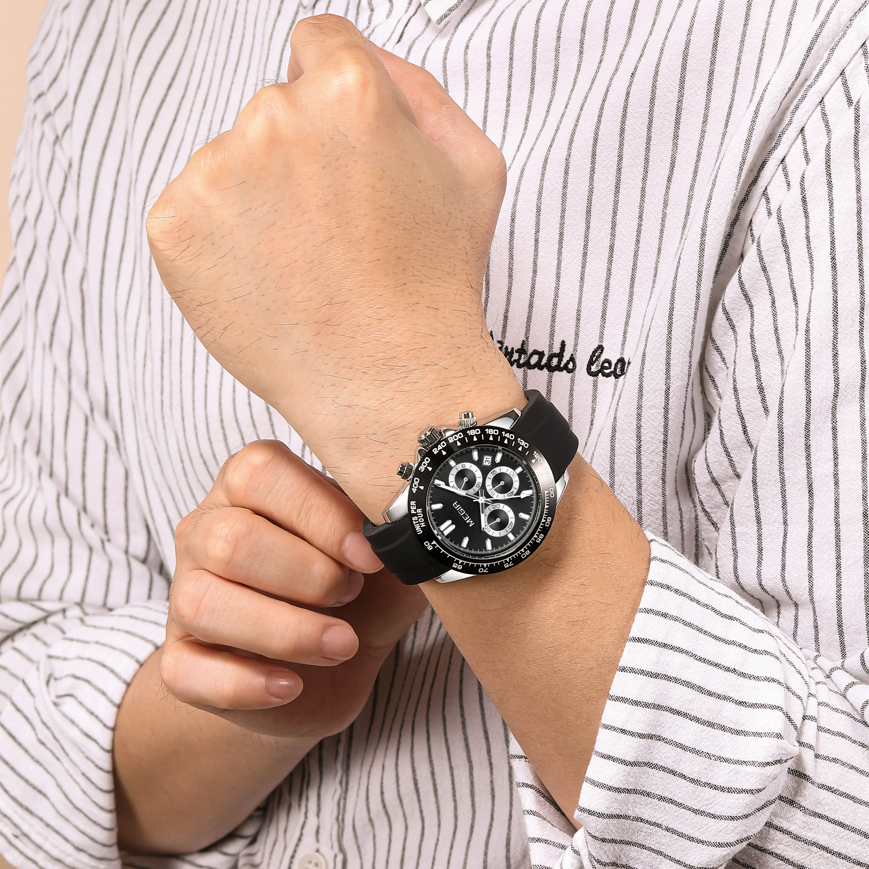 MEGIR Men’s Quartz Chronograph Watch 3ATM Water Resistance Calendar Leisure Sport Wristwatch with 24-hour Silicone Strap Clock