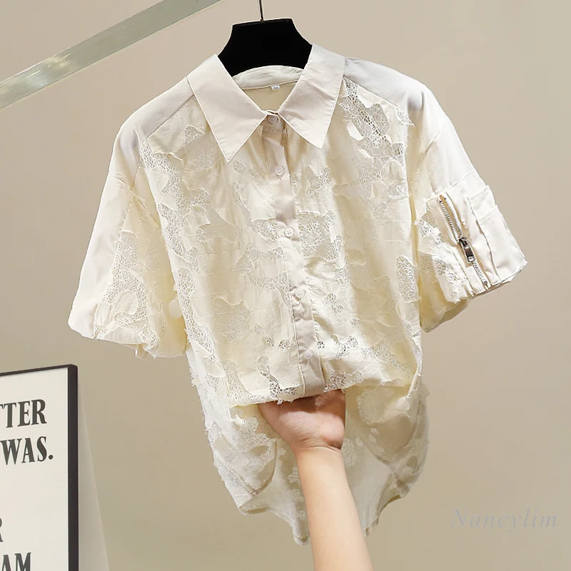 

Fashion Lace Blouse Ladies, New Embroidery Flower Lace Splicing Short-sleeved Shirt, Design Sense Buttons Top Women's Tide