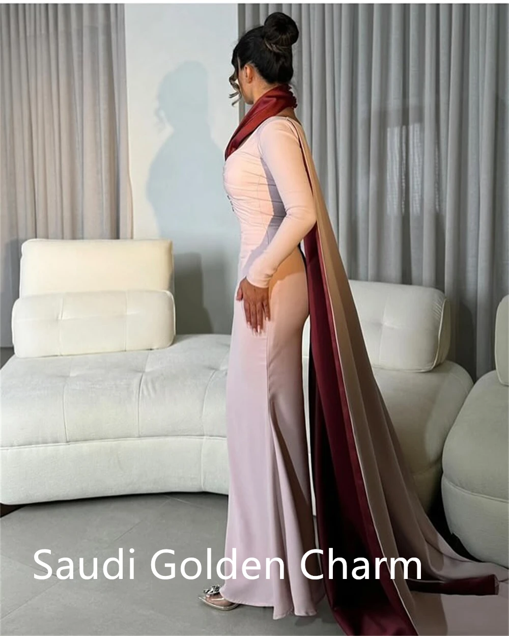 Aangepaste temperament roze jersey avondjurk prachtige halter lange mouwen zeemeermin contrastkleur op maat gemaakte gelegenheid