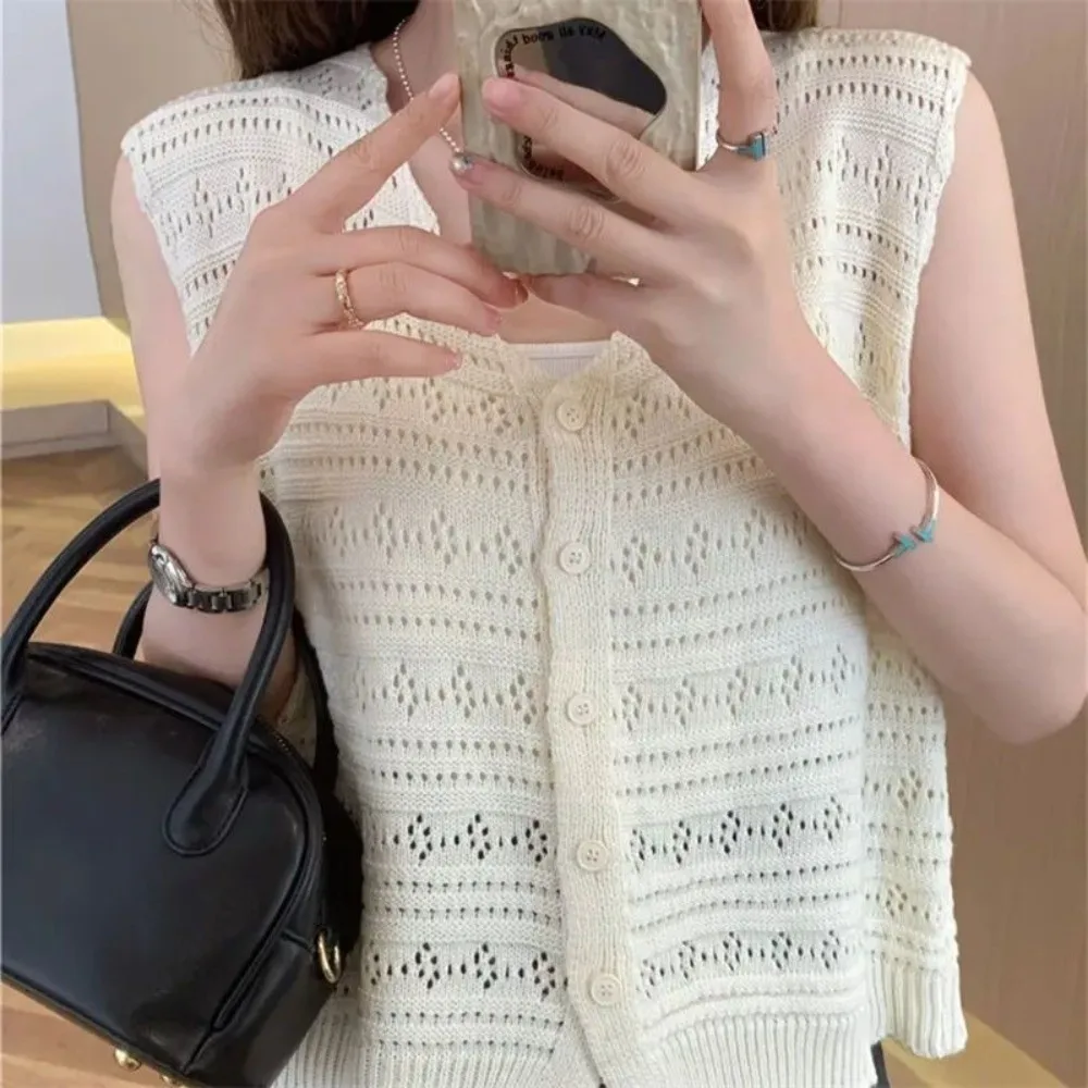 Modische, durchbrochene Strickjacke mit V-Ausschnitt, dünne, sonnenschützende Oberteile, ärmellose, lässige Oberbekleidung für Damen – Detail 6