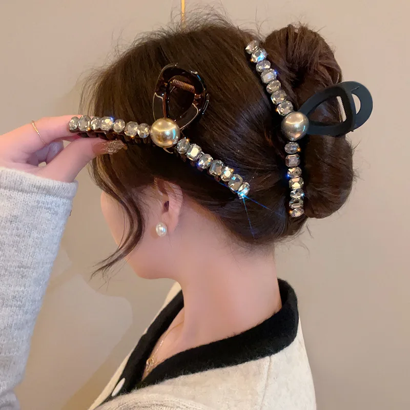 Maillard Sparkling Pearl Bow Duża spinka do włosów dla japońskich i koreańskich dziewcząt Eleganckie i modne nakrycia głowy Hairpi