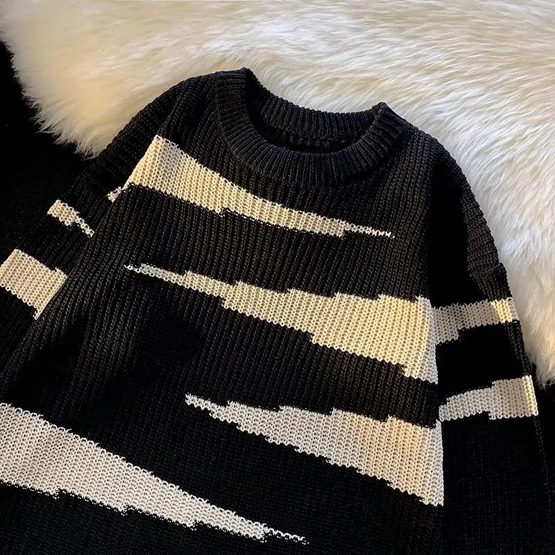 

2024 Hong Kong Sle Men's Loose Fit round Ne Knitted Sweater Faionable Striped Knitwear Casual Comfortable Winter Wear