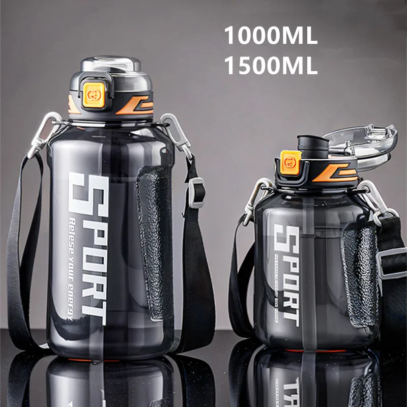 

Портативная спортивная бутылка для воды 1500 мл/1000 мл с ремешком, большая емкость, прочная пластиковая бутылка для тренажерного зала, фитнеса, скалолазания, езды на велосипеде