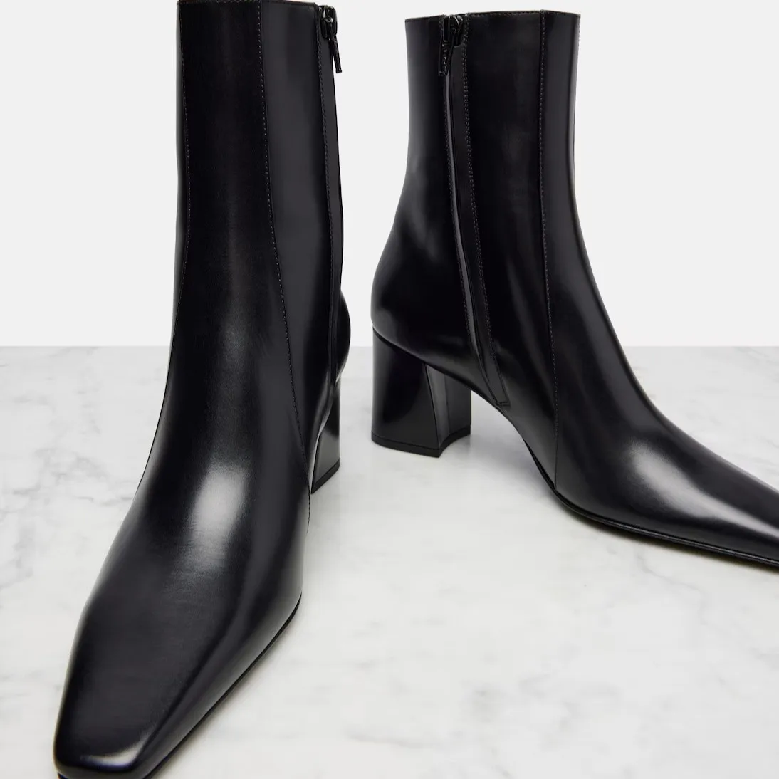 

Fashion Show Botas Mujer Patent Leather Ankle Boots Designer Chelsea Botas Point Toe Thick Heel Punk Bottes Femmes Luxury Cozy