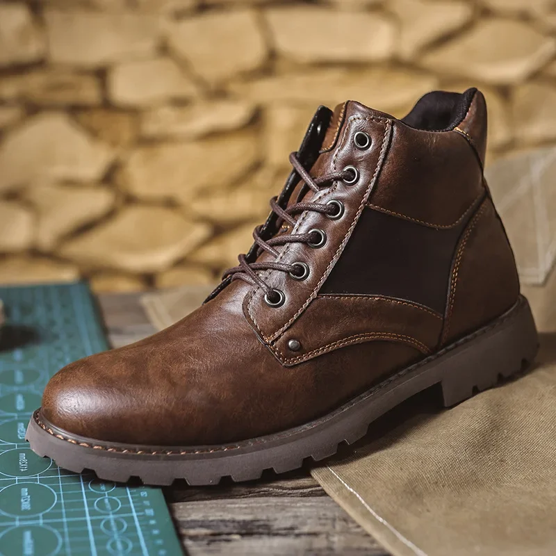 Zapatos de hombre de alta calidad, botas cortas de cuero de estilo británico, botas de trabajo antideslizantes y resistentes al desgaste para exteriores a la moda, 2024