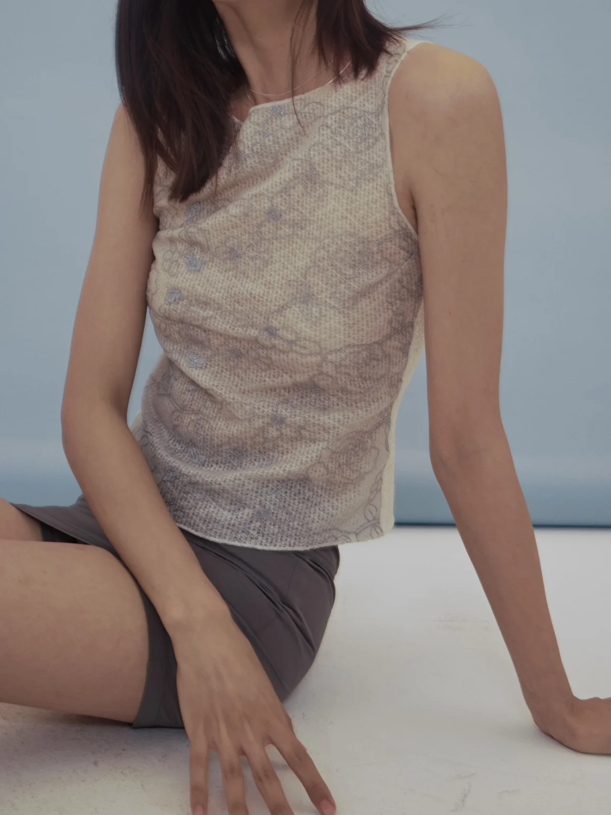 

Нож Manekniv Moon с двусторонней текстурой и серебряным тиражом, оригинальный дизайн, лето 2023, нейлон с цветочным узором...