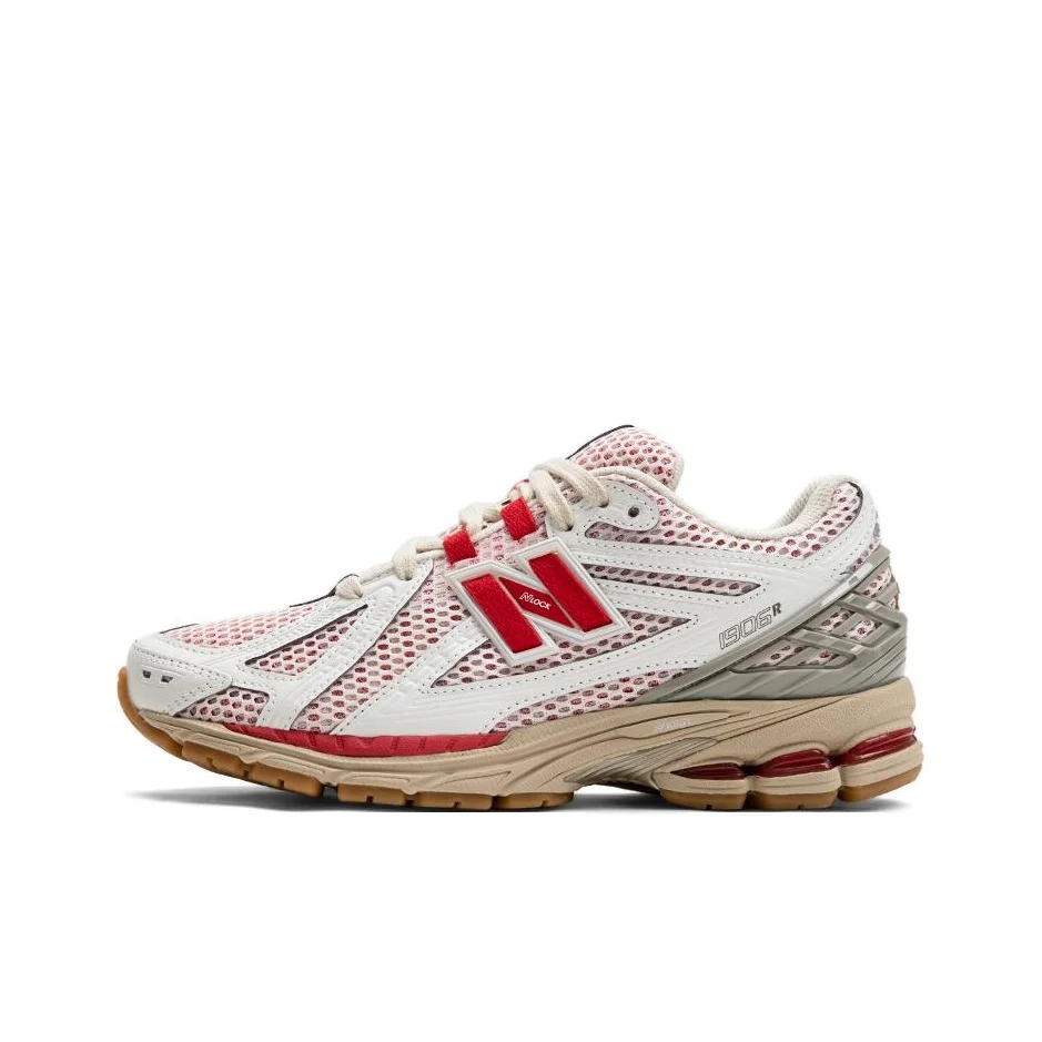 

New Balance 1906R Sea Salt True Red M1906RO