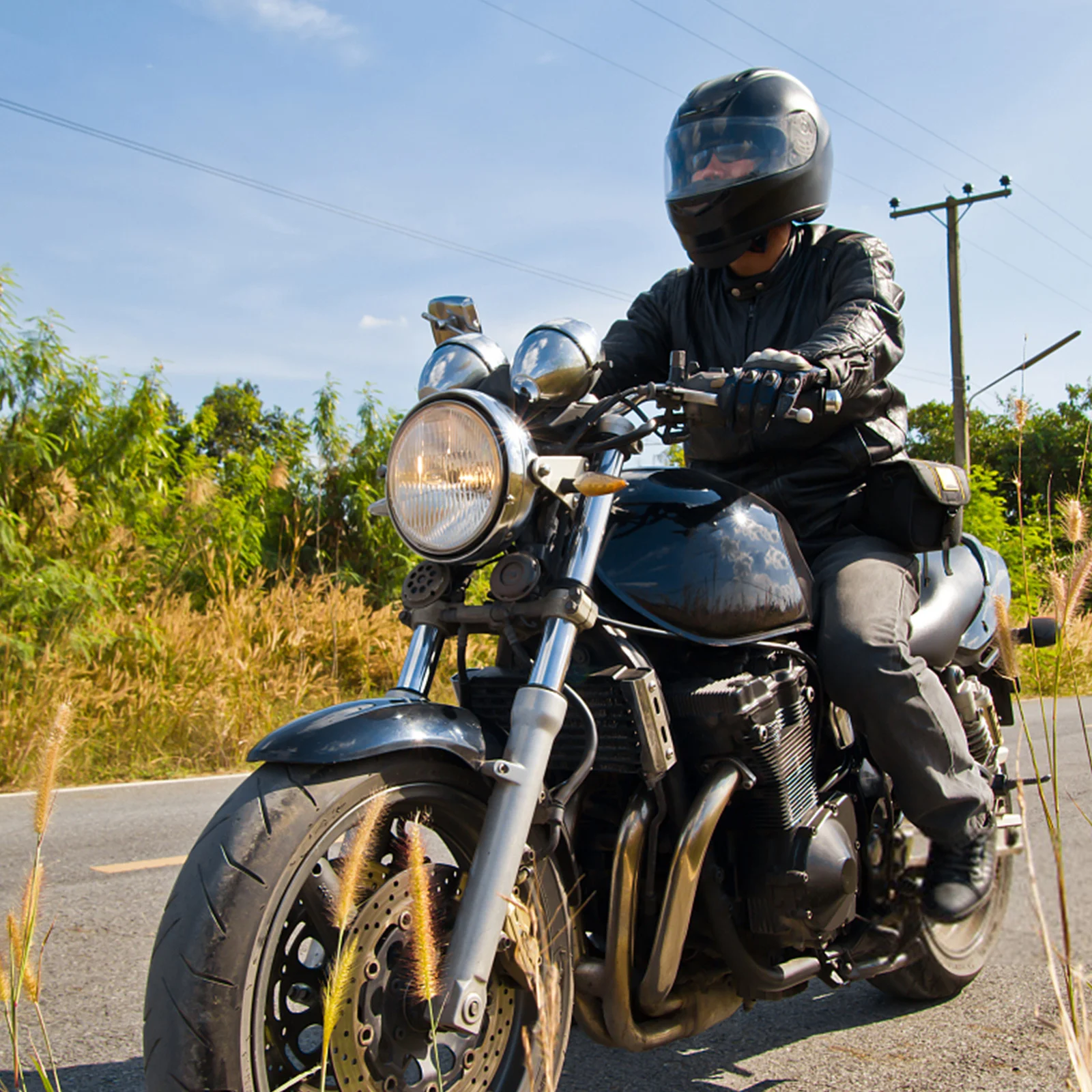 Reflektor motocyklowy w stylu retro, profesjonalna kompaktowa konstrukcja, wodoodporna lampa do jazdy nocnej, okrągła lampa do modernizacji motocykla.