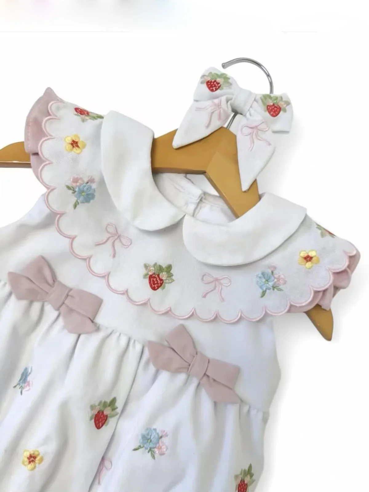 0-6Y Girl Summer White Strawberry Flower Embroidery Rompers for Birthday Photography B551