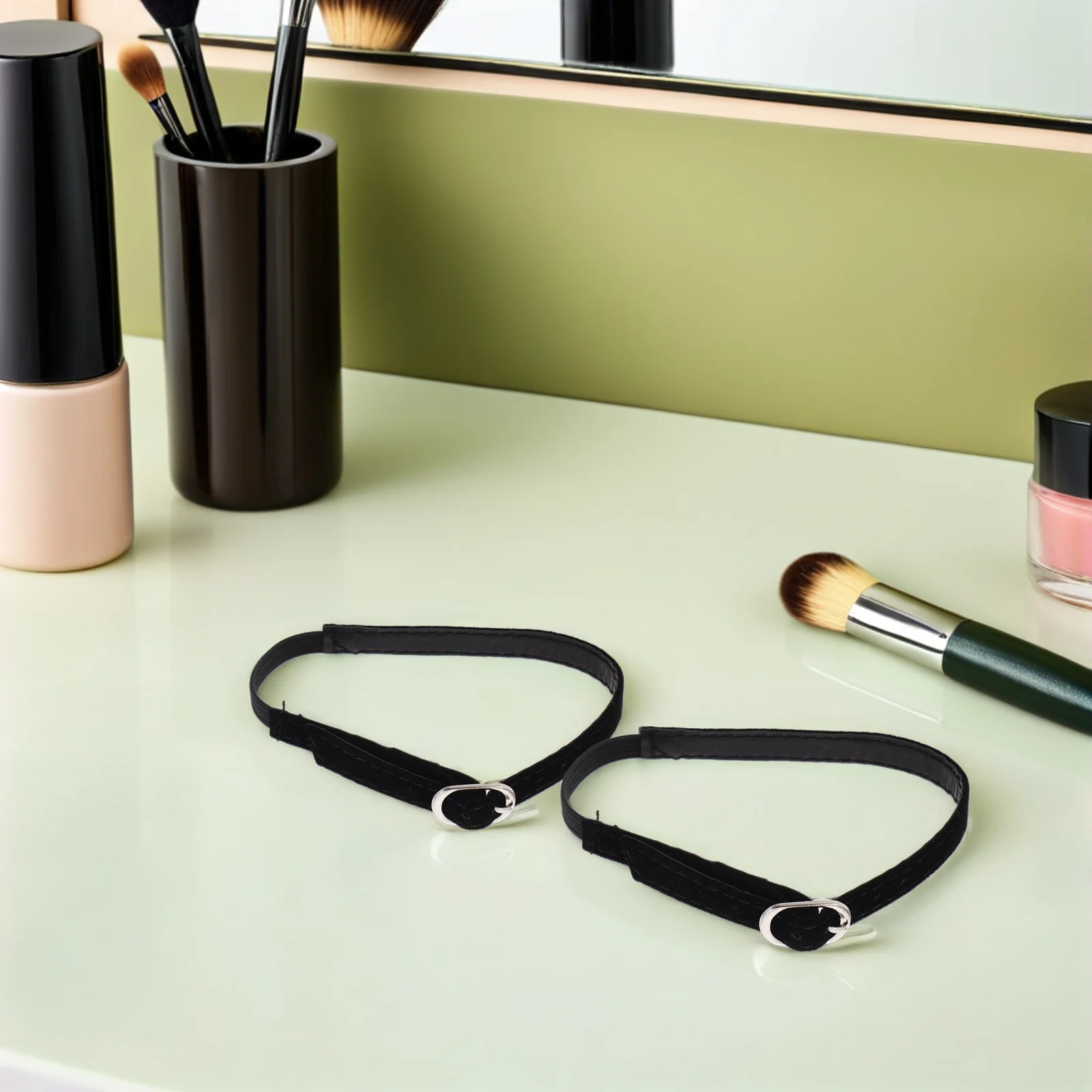 สายรัดรองเท้าส้นสูงแบบปรับได้ 4 ชิ้น สำหรับรองเท้าส้นหลวม สายรัดข้อเท้าสำหรับผู้หญิง ใส่ไปงานปาร์ตี้หรือทำงานได้