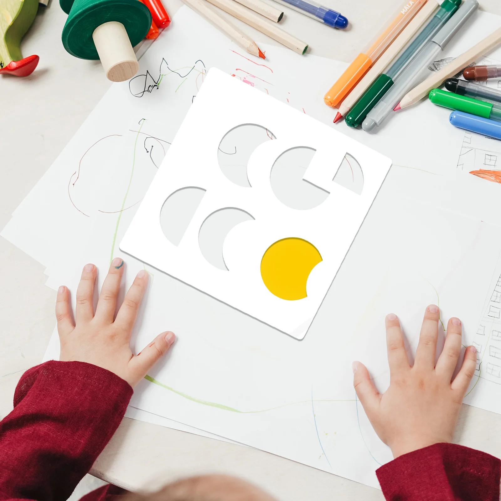 

18pcs Drawing Stencil Reusable Pet Hollow-Out Painting Template For Diy Wall Art Craft Graffiti Geometry Tool